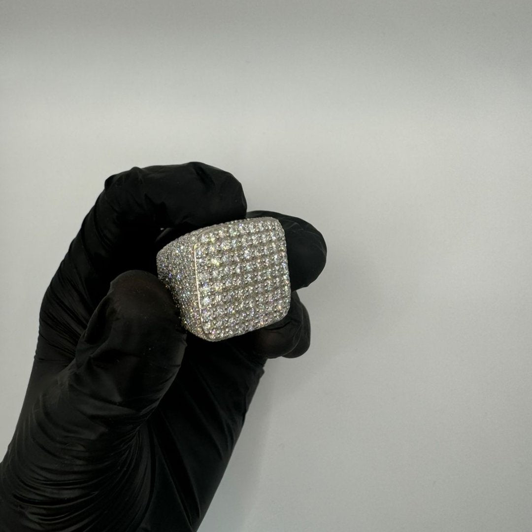 Square diamond ring