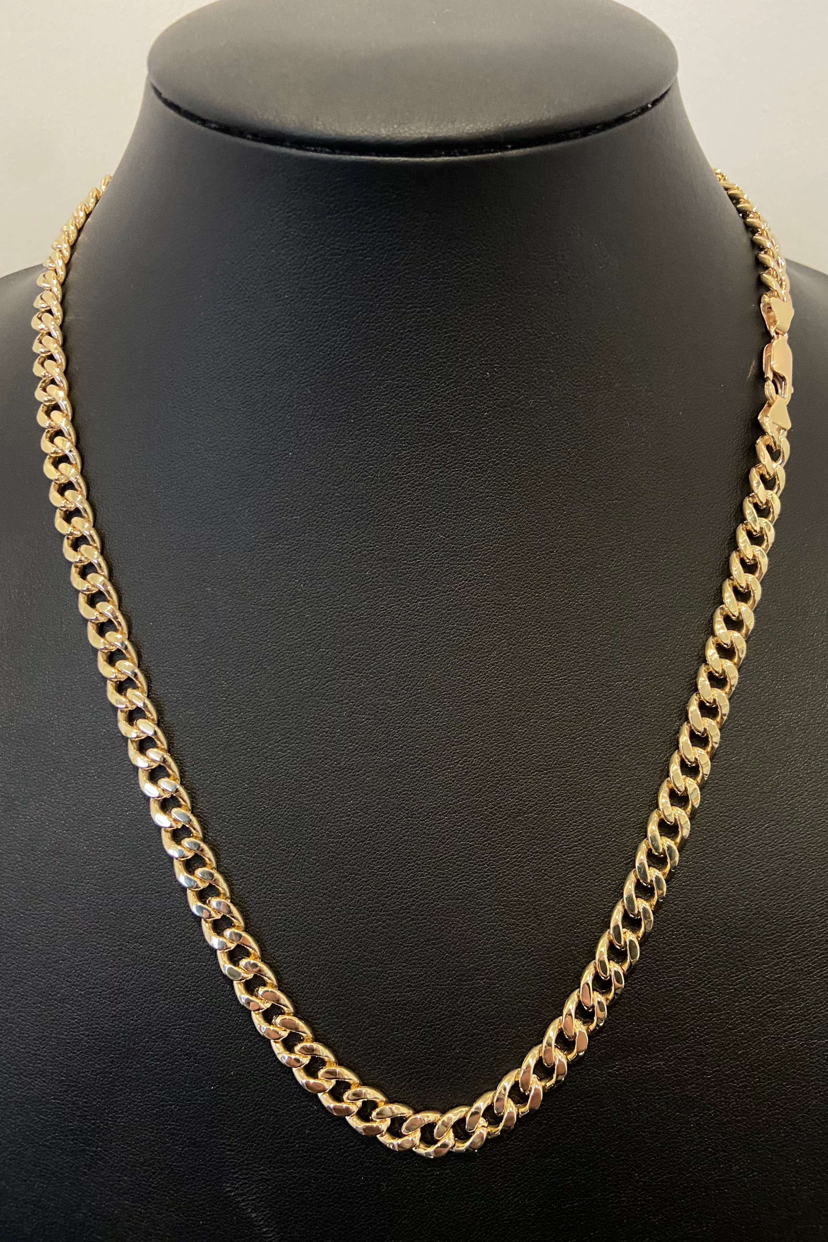 8 mm curb link chain