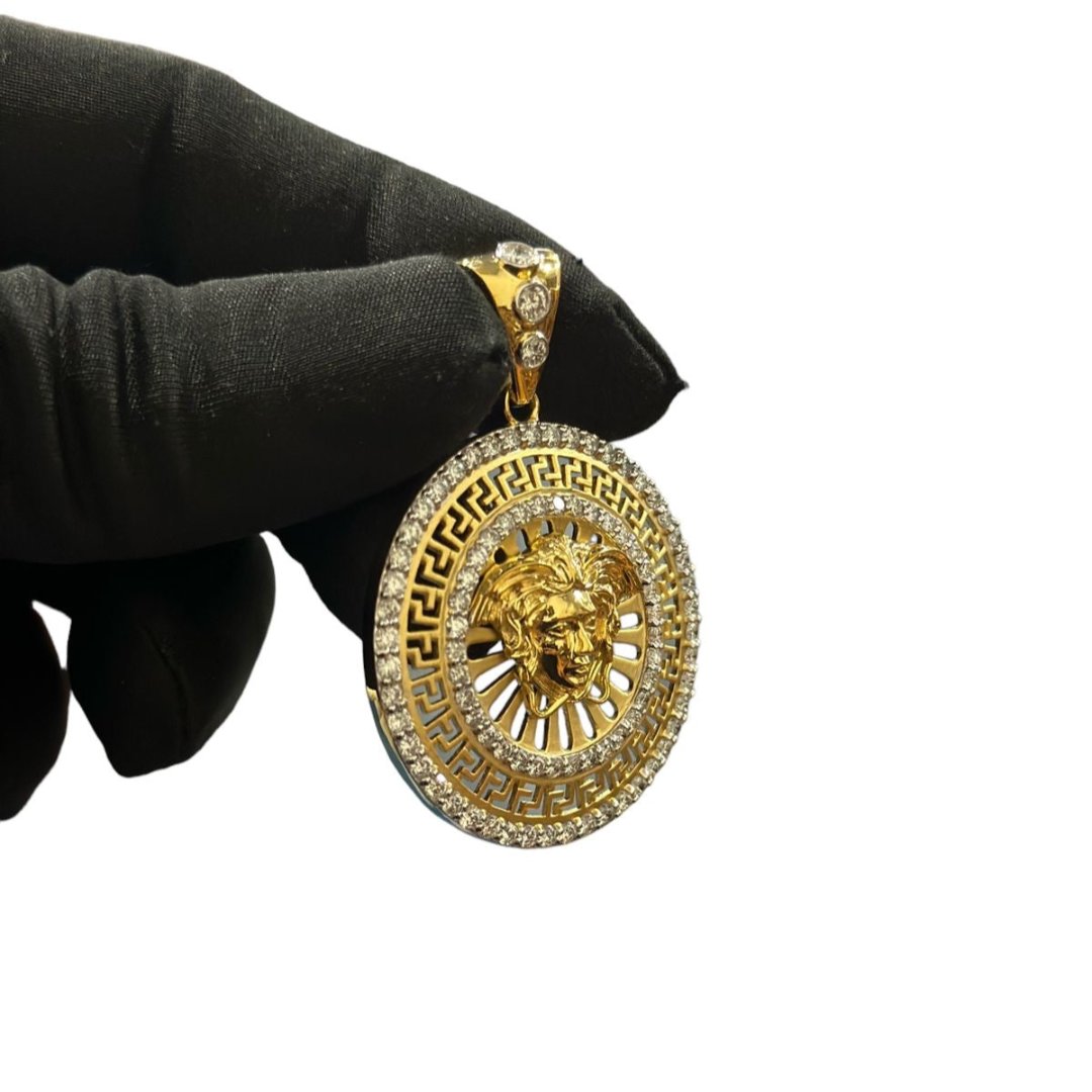 Medusa pendant